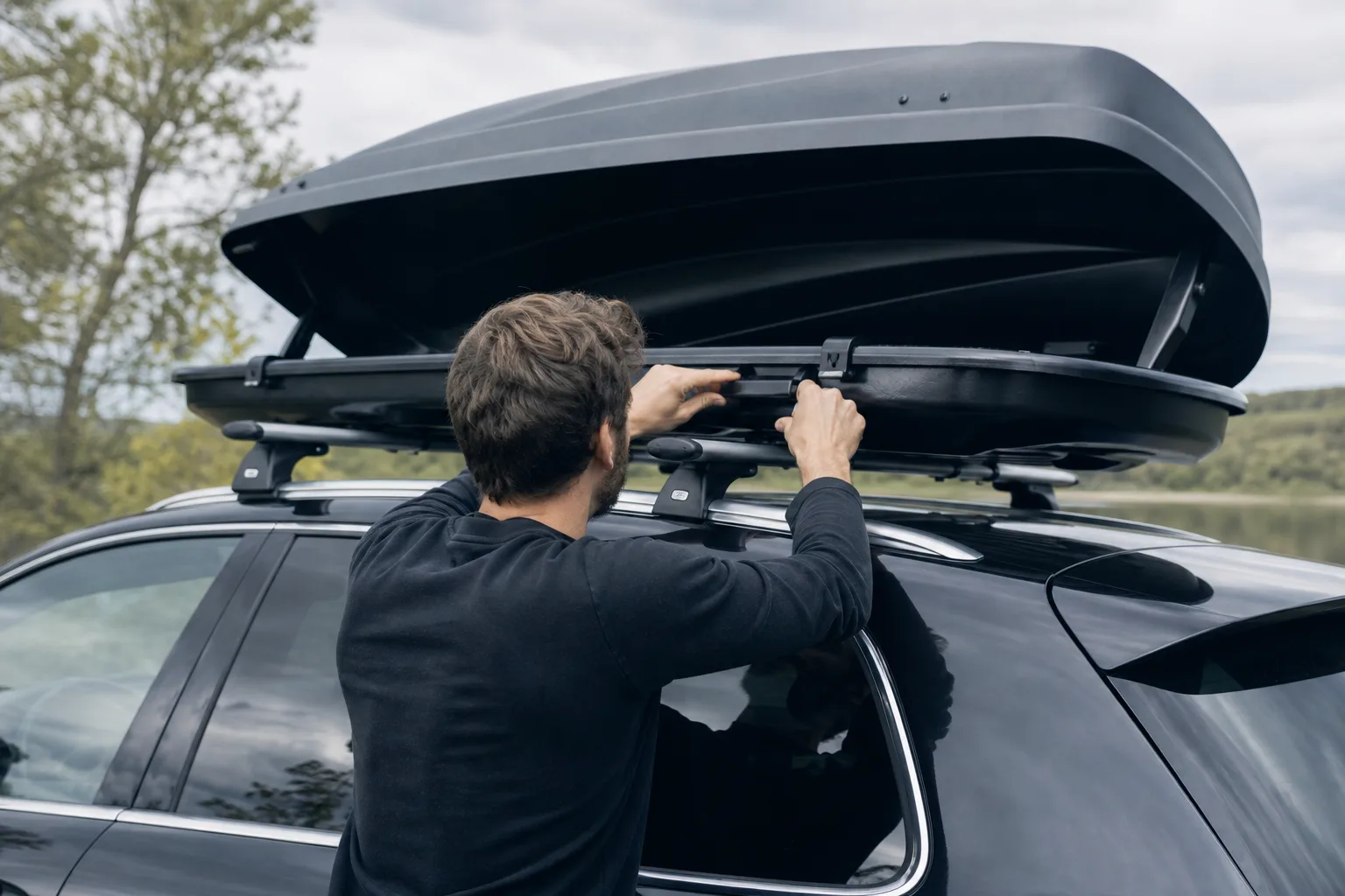 Comment installer un coffre de toit sur ma voiture ?