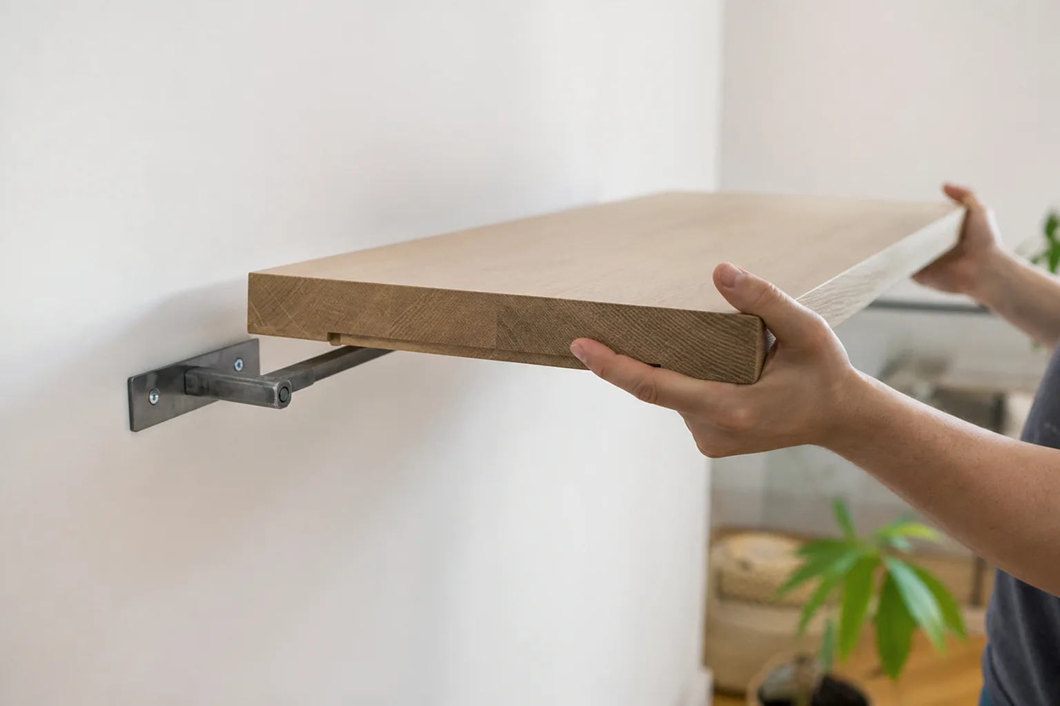 Fabriquer une étagère à fixation invisible : guide pratique