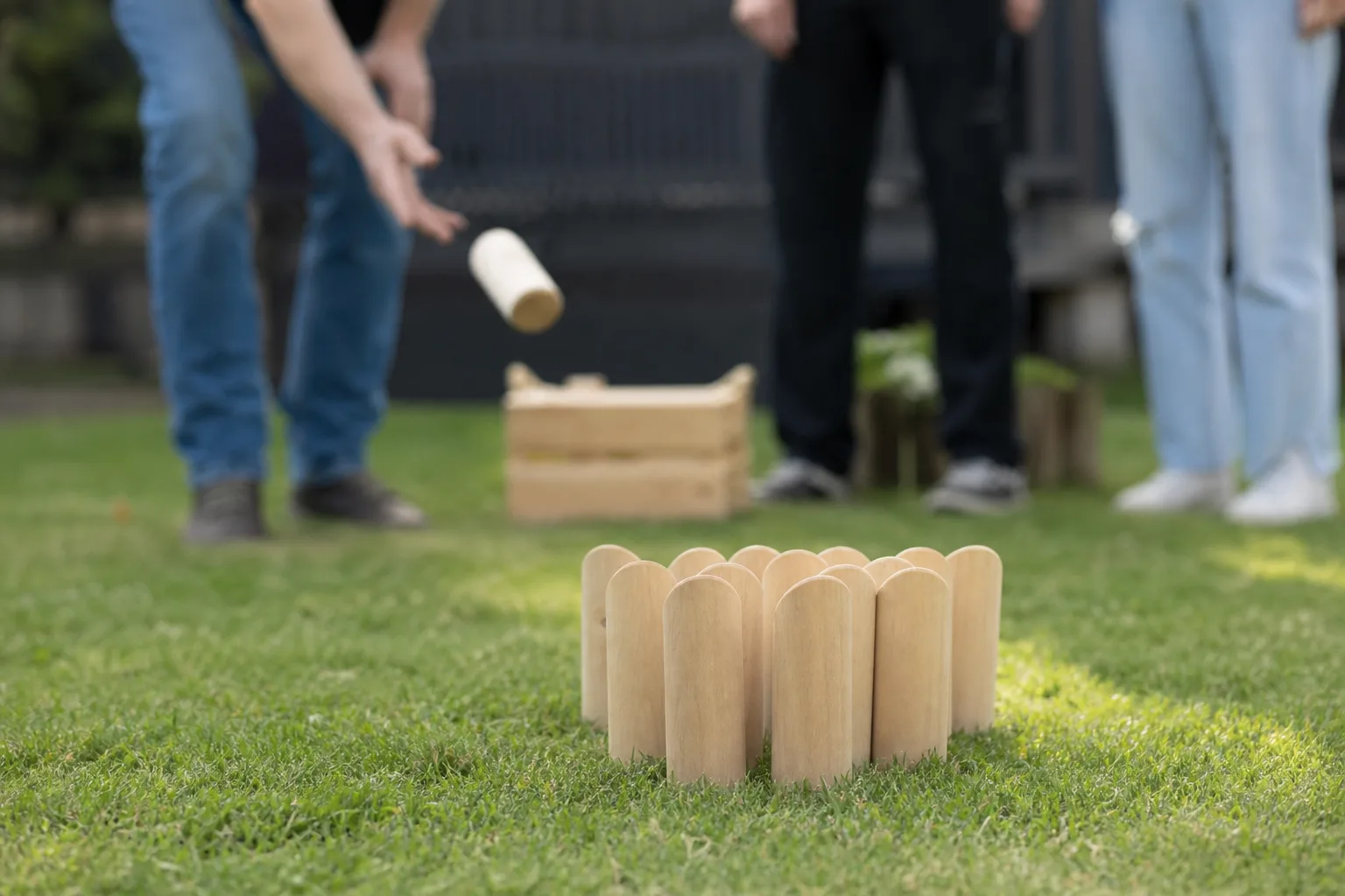 Jeu de Mölkky avec consignes faciles à suivre : apprenez à jouer rapidement grâce à des instructions simples