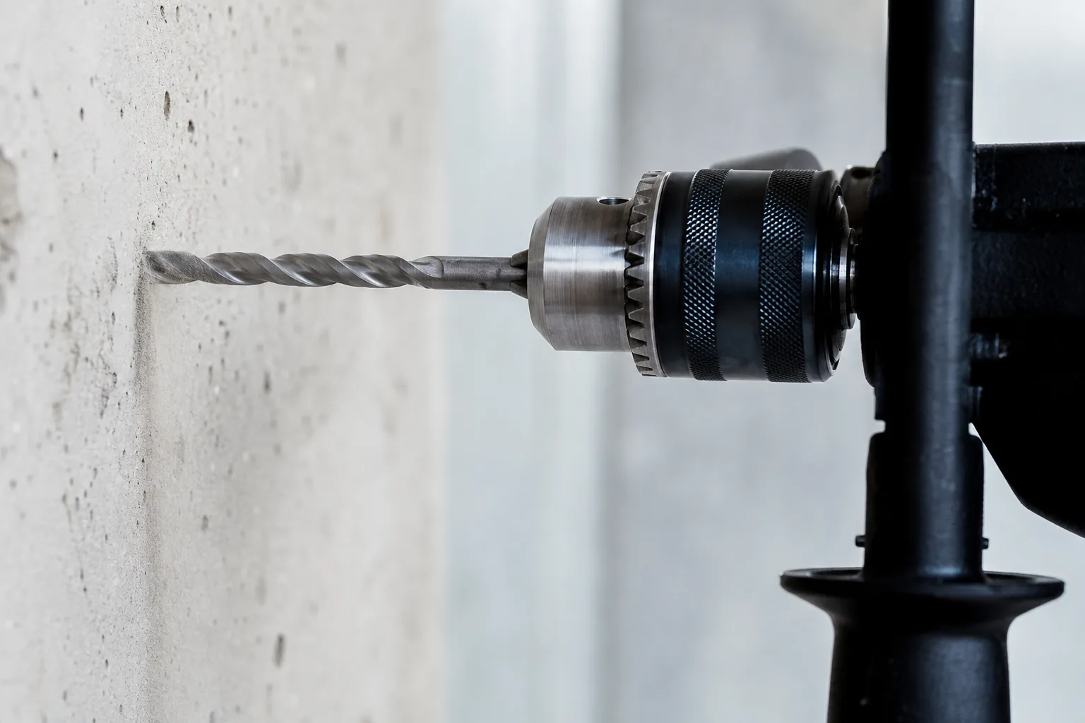Mandrin perceuse pour perceuse à percussion : mandrin adapté pour les perceuses à percussion