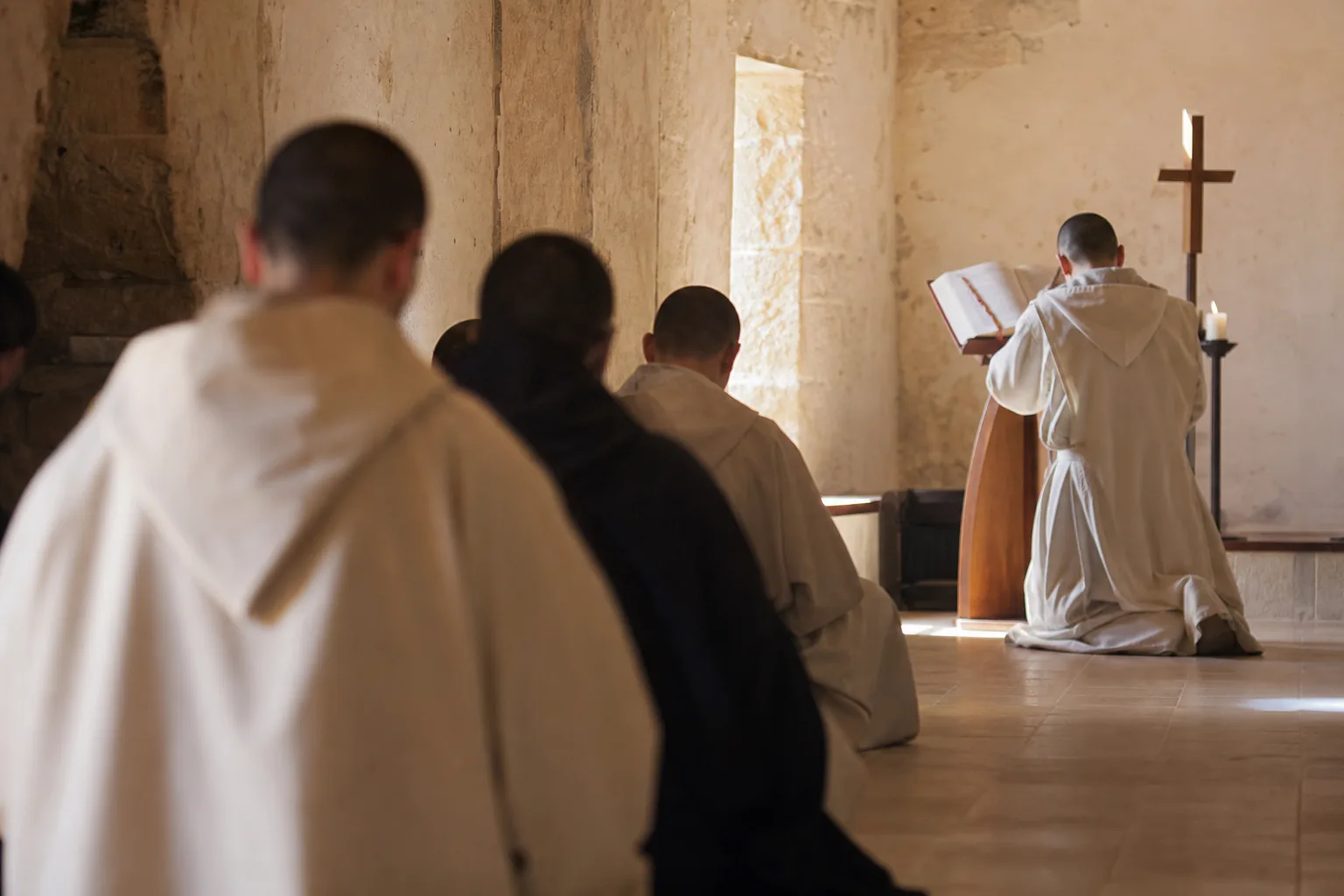 Quelles activités sont proposées lors d’une retraite spirituelle en monastère ?