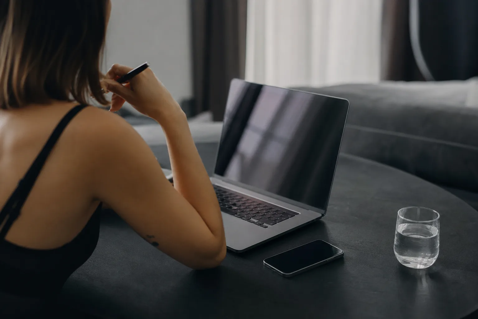 Quels sont les défis de travailler avec une agence OnlyFans ?